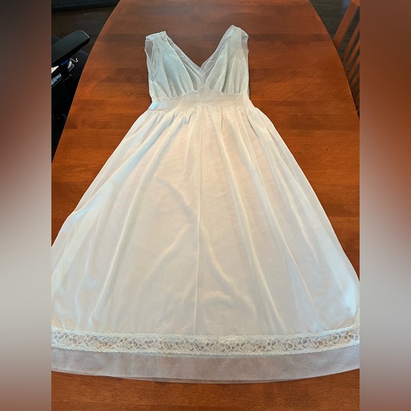 Vintage Light Blue Sleeveless nightgown, peignoir, 1950s, small, sheer, coquette - Picture 3 of 15